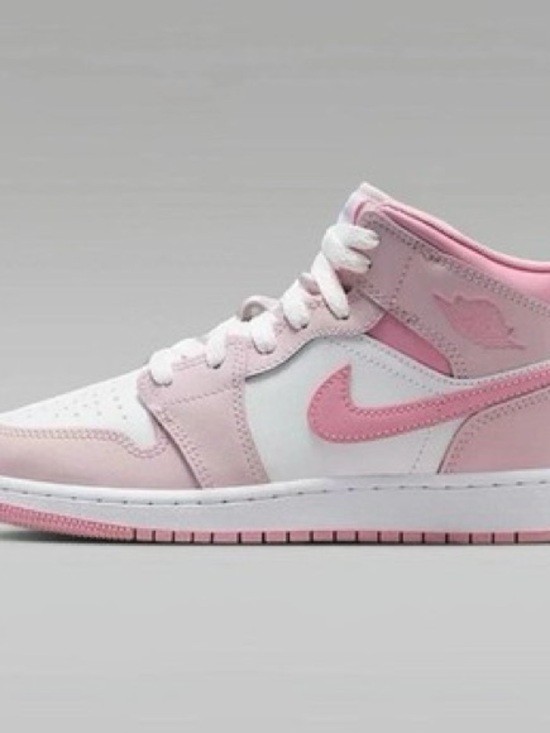 Jordan Other - Air Jordan 1s - GS 🌸